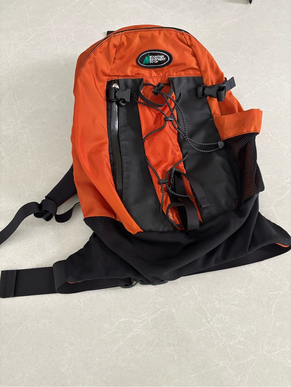 Vintage MEC Daypack Hiking Backpack Orange Classic Oval Logo Gorpcore Bag